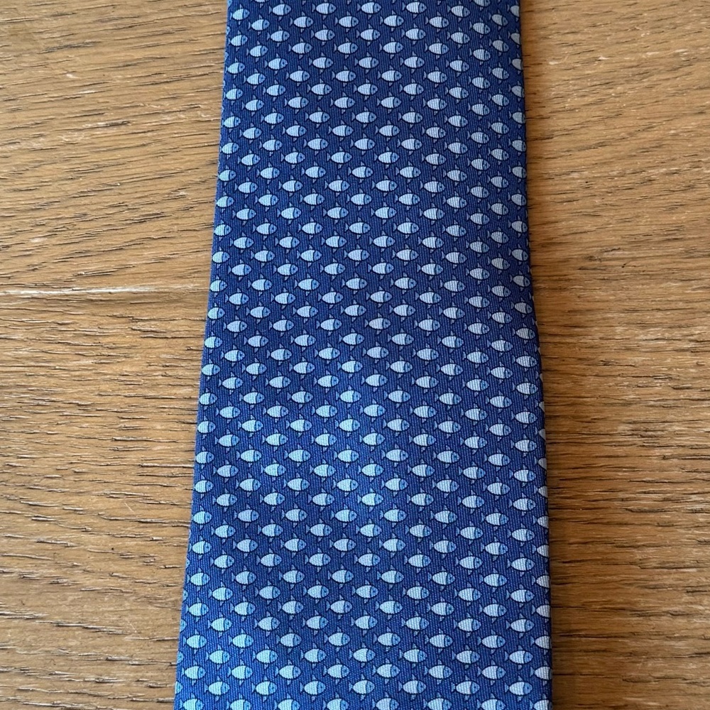 Hermès 7231 FA Fish Pattern Silk Tie Made in France